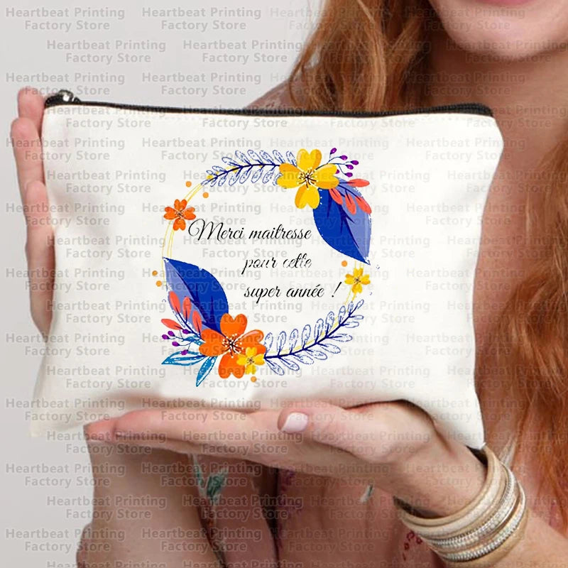 Merci Maîtresse Imprimer Sac de cosmétiques de voyage Sac de rouges à lèvres Trousse Pochette Sacs pour femmes Cadeau de retour à l’école