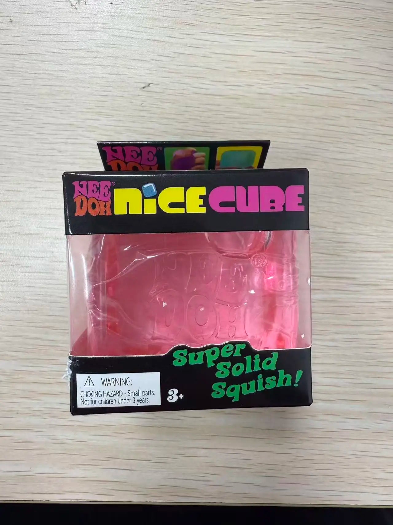 Nouveau  Fluffy Squeeze Toys Anti-Anxiety Squishy Ball