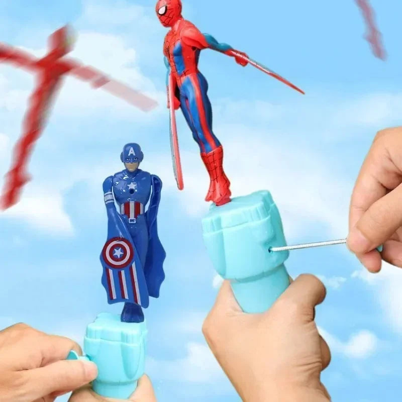 jouet / Jeux Figurine volante Spiderman Bamboo Dragonfly Jouet volant Iron Man Capitaine Ficelle Rotative Jouets volants Jouet d’extérieur pour garçons Enfants Cadeau