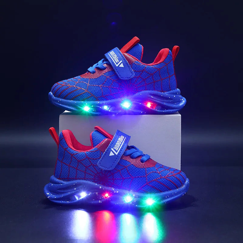 Chaussures de sport en maille respirante Spiderman pour garçons au printemps et à l’automne, baskets LED pour enfants Disney, chaussures décontractées, chaussures légères pour 0-6 ans