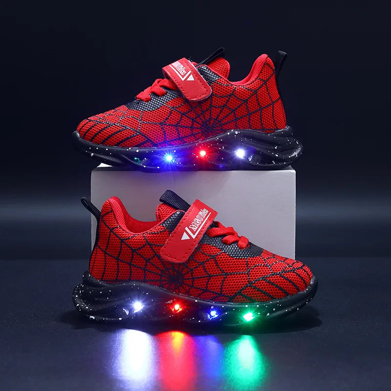 Chaussures de sport en maille respirante Spiderman pour garçons au printemps et à l’automne, baskets LED pour enfants Disney, chaussures décontractées, chaussures légères pour 0-6 ans
