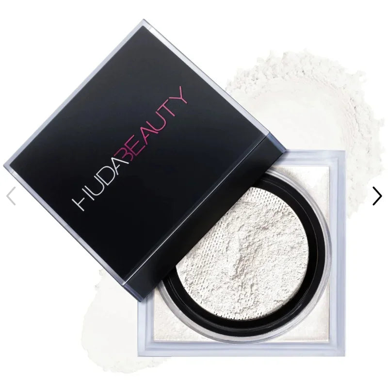 Huda Beauty, poudre délicate à prendre en charge, longue tenue, sans perte de maquillage, contrôle de l’huile, blocage de l’humidité, création d’un maquillage à base zéro pore