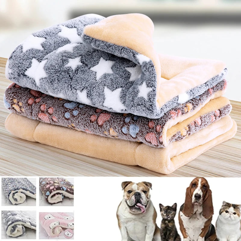Tapis de couchage pour animaux, lit pour chiens, lit pour chats, fourrure douce, couverture épaissie, coussin en velours à usage domestique, empreinte chaude lavable, couverture motif étoile