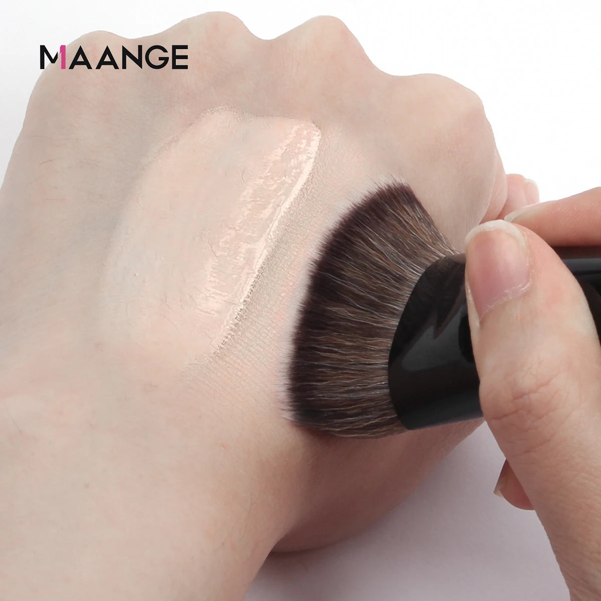 MAANGE Pinceau à fond de teint simple, tube rond et plat avec boîte de poudre, blush, anti-cernes, pinceau à maquillage, outil de maquillage doux pour la peau