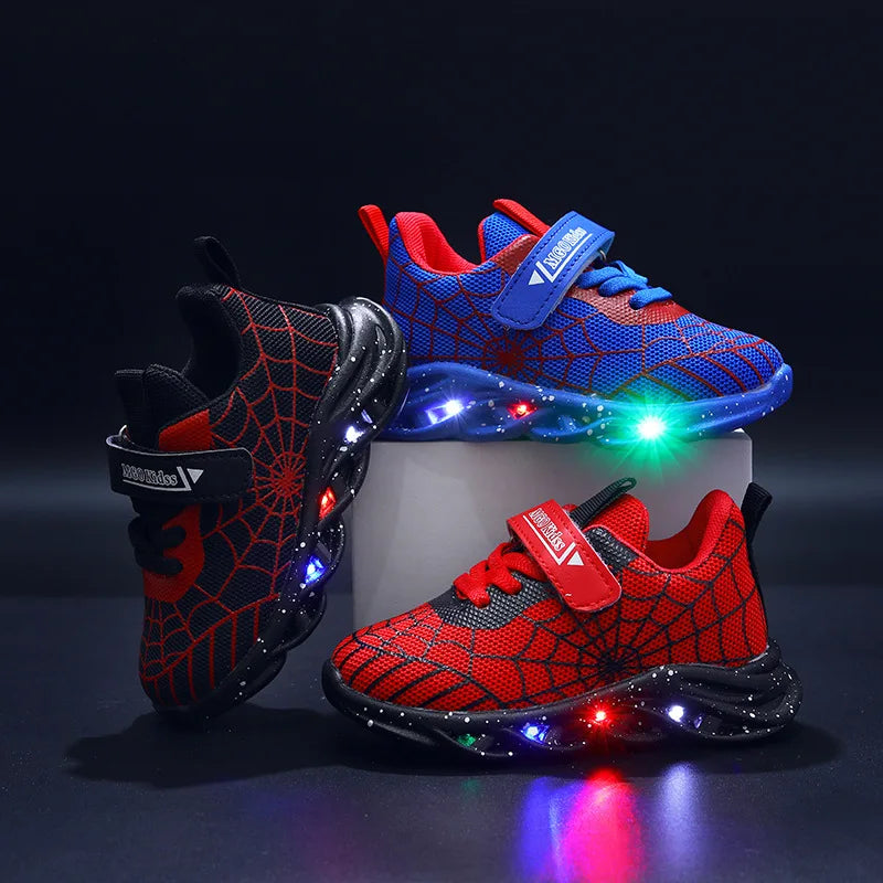 Chaussures de sport en maille respirante Spiderman pour garçons au printemps et à l’automne, baskets LED pour enfants Disney, chaussures décontractées, chaussures légères pour 0-6 ans